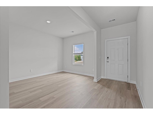 Photo of 539 Ward Wilson Trail