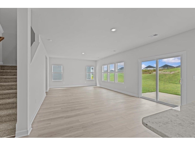 Photo of 539 Ward Wilson Trail