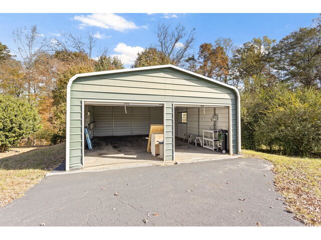 Photo of 651 Hammett Road