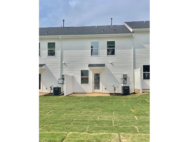 Photo of 2011 Hillman Way