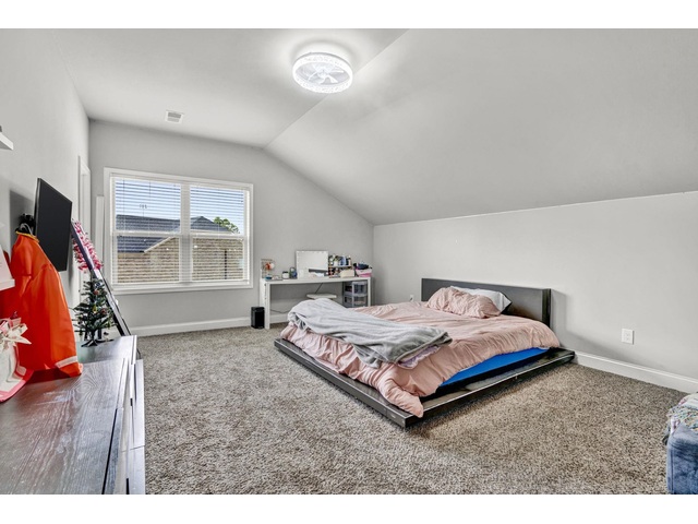 Photo of 100 Strathaven Court
