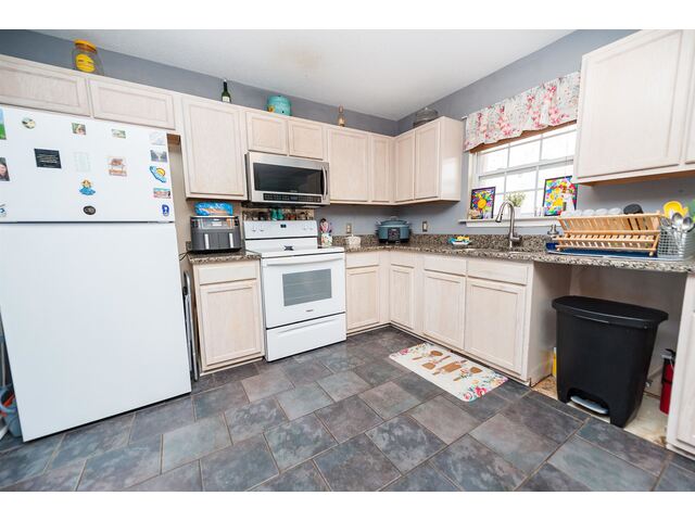 Photo of 818 Thistle Court