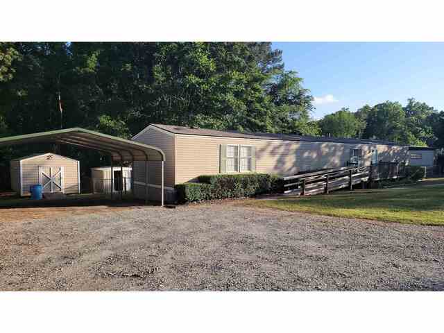 Photo of 1009 Rogers Bridge Road