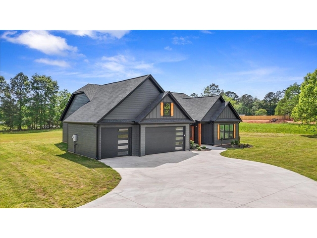 Photo of 1155 Goodjoin Road Photo of 1155 Goodjoin Road
