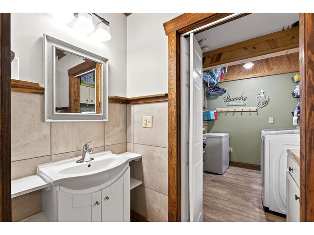 Photo of 390 Sherrill Drive