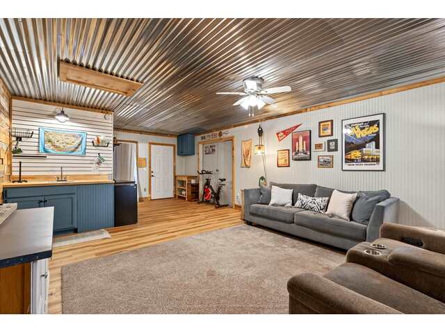 Photo of 390 Sherrill Drive