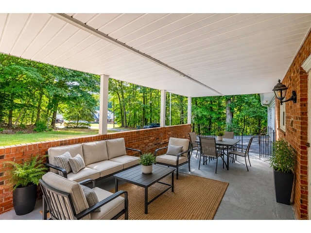 Photo of 650 Independence Drive