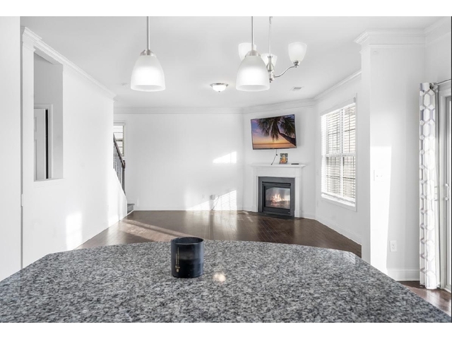 Photo of 653 Highgarden Lane