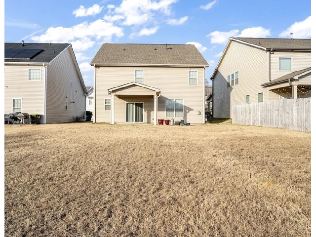 Photo of 653 Highgarden Lane