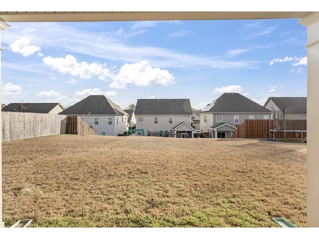 Photo of 653 Highgarden Lane