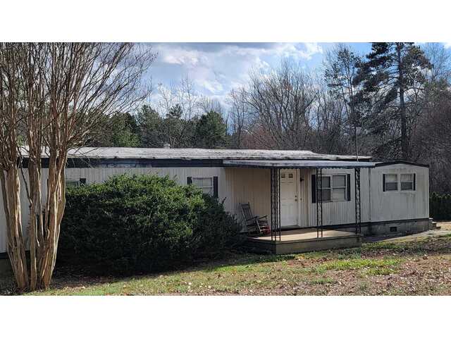 Photo of 1011 Rogers Bridge Road