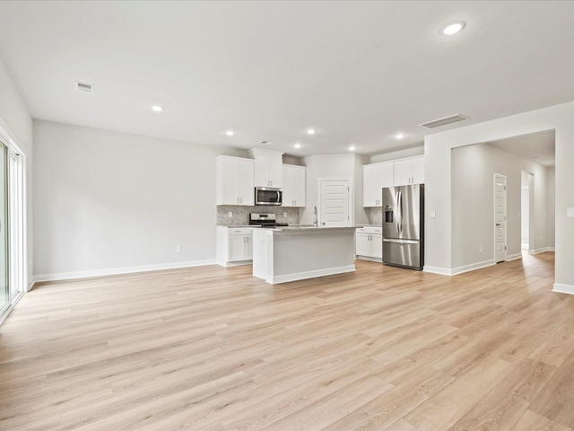 Photo of 462 Harben Drive