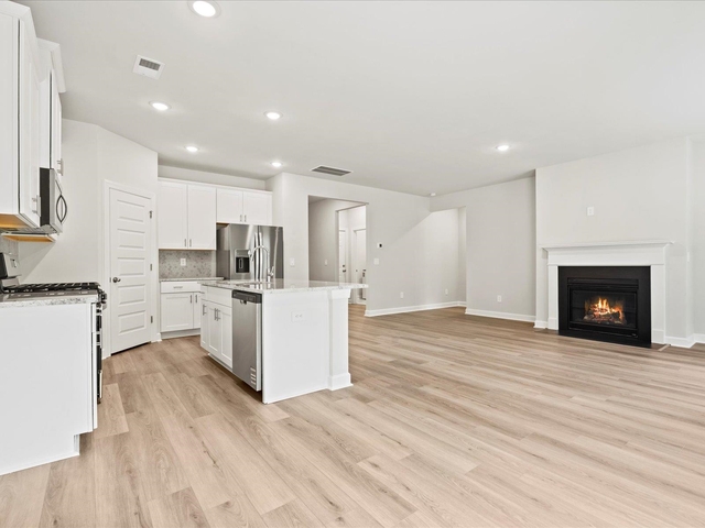 Photo of 462 Harben Drive