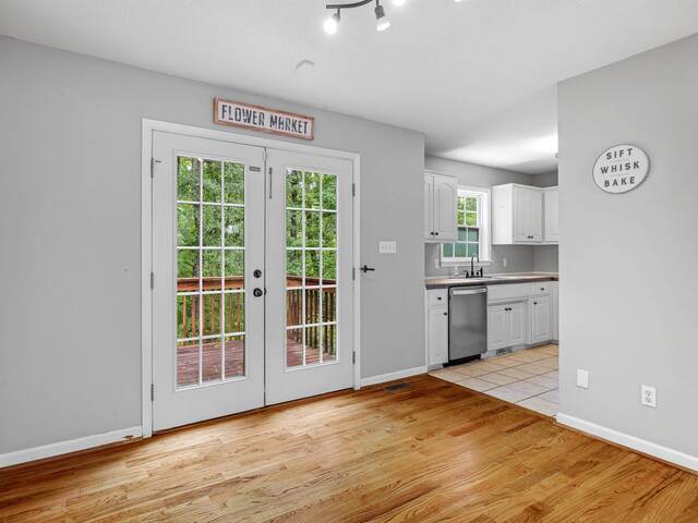 Photo of 725 Cotton Branch Drive