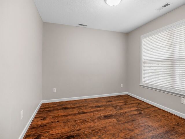 Photo of 725 Cotton Branch Drive