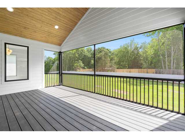 Photo of 726 New South Court