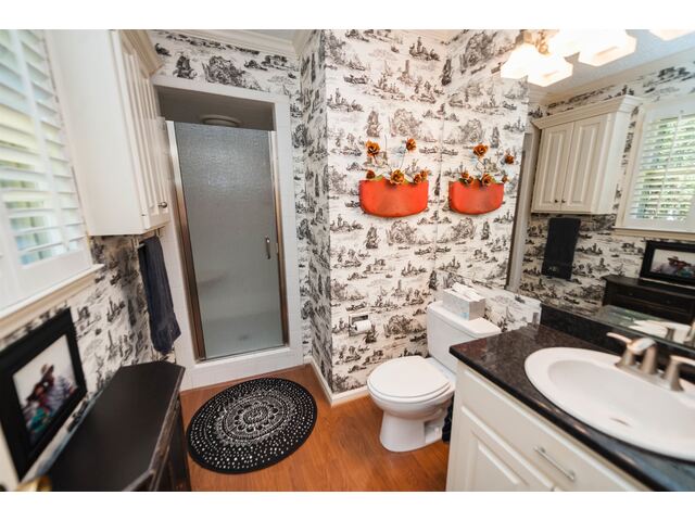 Photo of 246 Heathwood Drive Photo of 246 Heathwood Drive