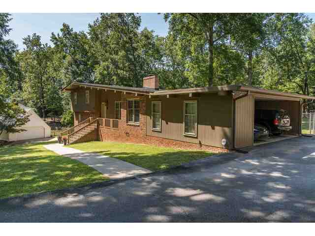 Photo of 246 Heathwood Drive Photo of 246 Heathwood Drive