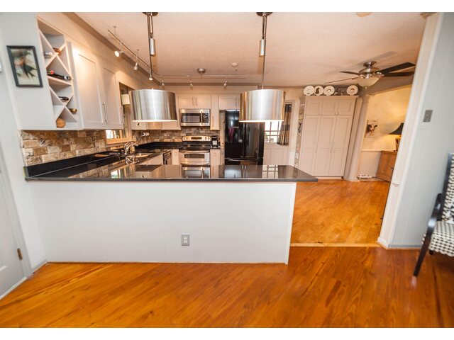 Photo of 246 Heathwood Drive Photo of 246 Heathwood Drive