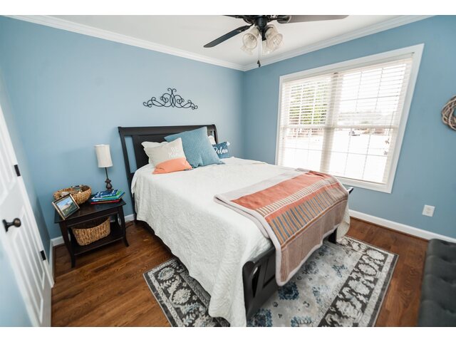 Photo of 410 Sunburst Lane Photo of 410 Sunburst Lane