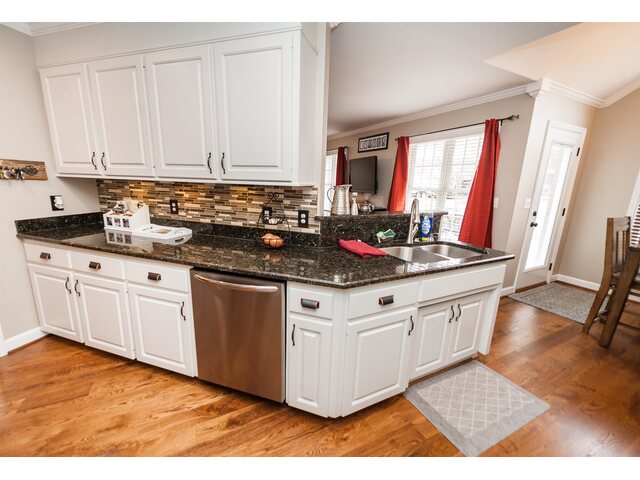Photo of 410 Sunburst Lane Photo of 410 Sunburst Lane