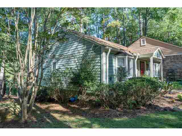 Photo of 19 Forest Oaks Way