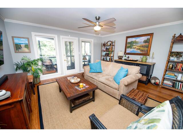 Photo of 19 Forest Oaks Way