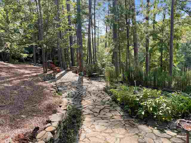 Photo of 6 Twin Oaks Court