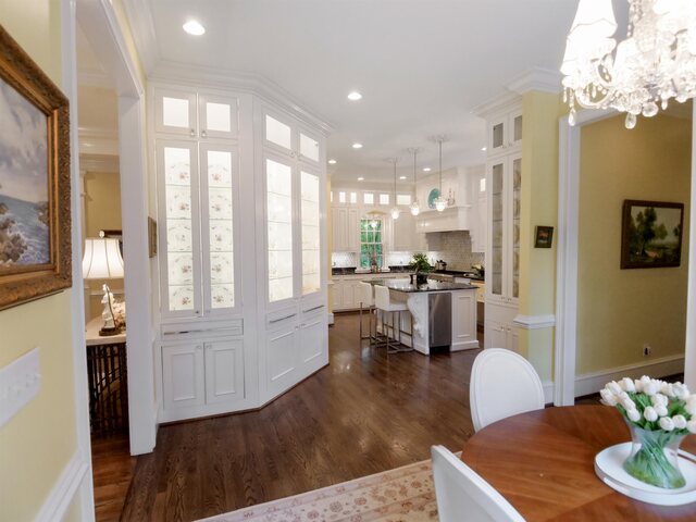 Photo of 6 Twin Oaks Court