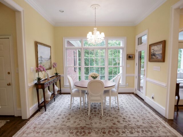 Photo of 6 Twin Oaks Court
