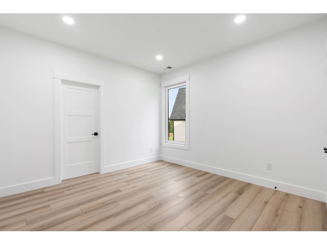 Photo of 730 New South Court