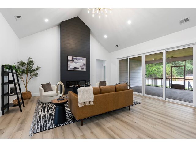 Photo of 730 New South Court