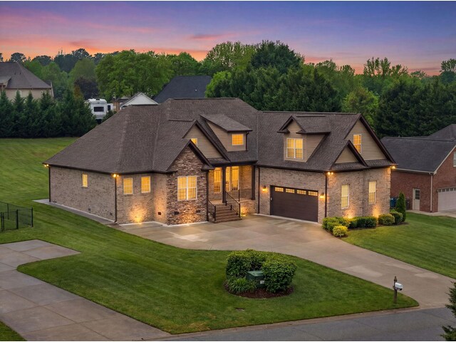 Photo of 815 Shadow Creek Drive