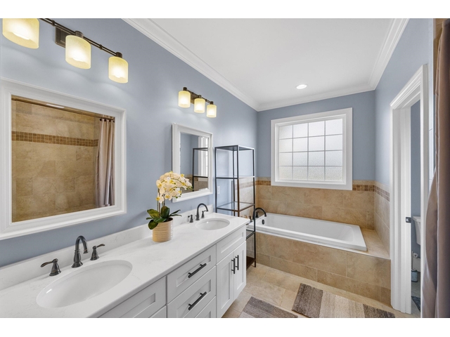 Photo of 815 Shadow Creek Drive