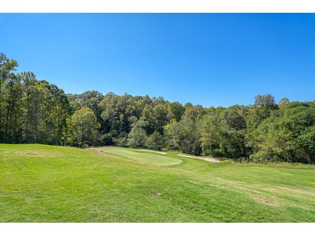 Photo of 749 W Tara Lane