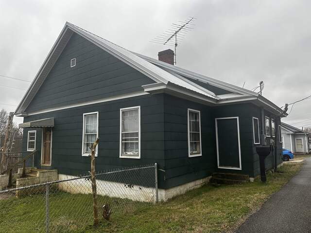 Photo of 251 Green Street Street