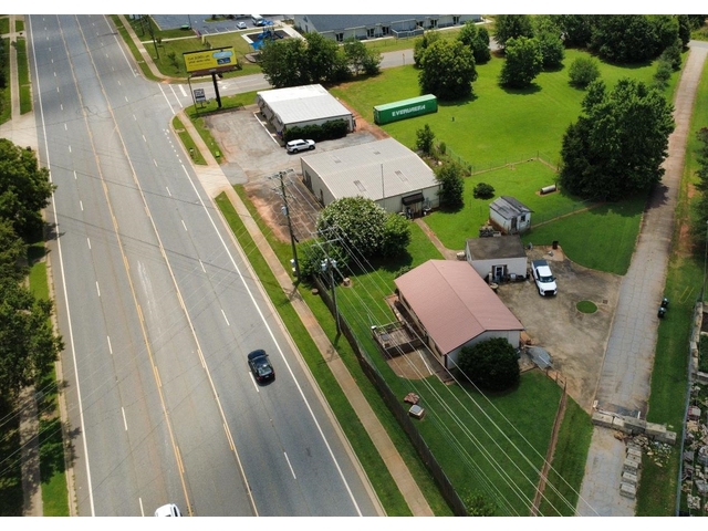 Photo of 5271 & 5281 Highway 9