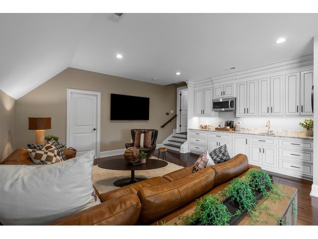 Photo of 244 STEWART Road