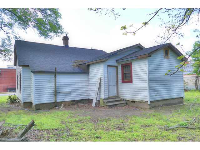 Photo of 1213 Cherokee Ave Photo of 1213 Cherokee Ave