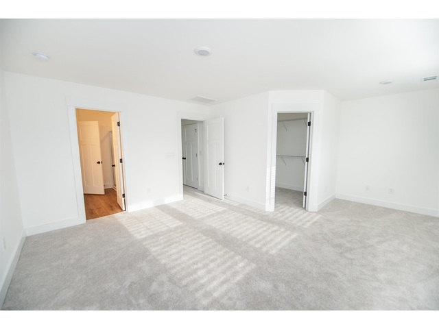 Photo of 484 Mill Park Way