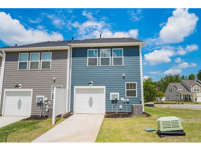 Photo of 484 Mill Park Way