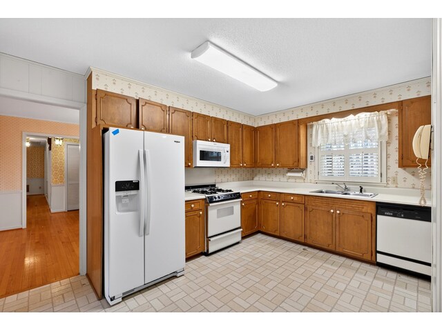 Photo of 1010 Highway 14 W Highway