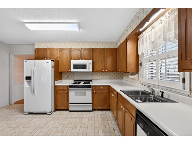 Photo of 1010 Highway 14 W Highway