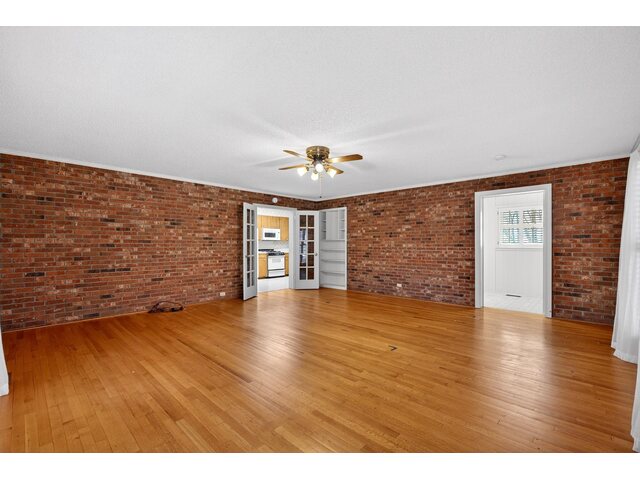 Photo of 1010 Highway 14 W Highway