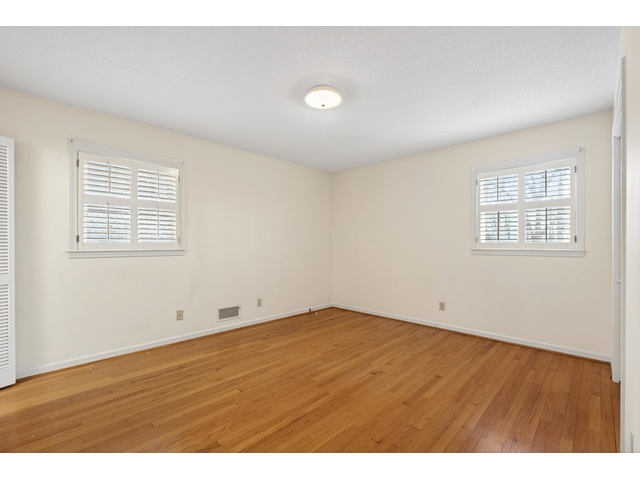 Photo of 1010 Highway 14 W Highway