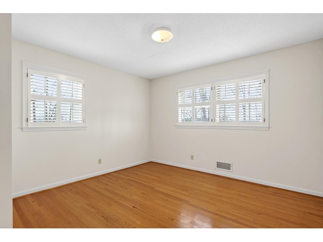 Photo of 1010 Highway 14 W Highway