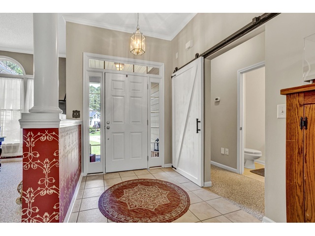 Photo of 5 Laurelcrest Lane Photo of 5 Laurelcrest Lane
