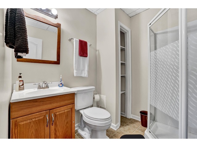 Photo of 5 Laurelcrest Lane Photo of 5 Laurelcrest Lane