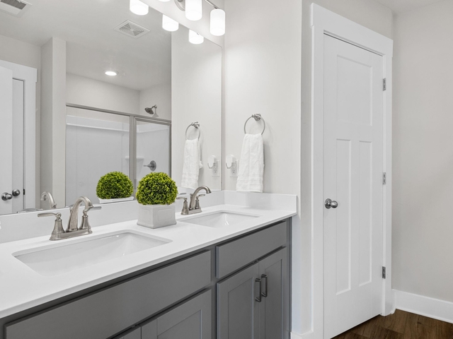 Photo of 421 Hazelcote Road