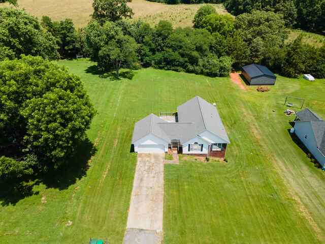 Photo of 139 Beaver Creek Drive Photo of 139 Beaver Creek Drive